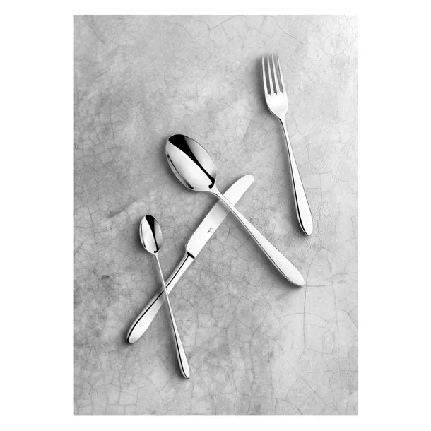 tres-lyzka-do-latte-verlo-marka-verlo