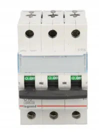 legrand-wylacznik-nadpradowy-3p-c-10a-6ka-ac-s303-tx3-403543
