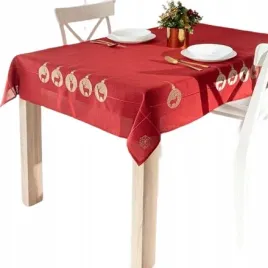 obrus-swiateczny-140x180-cm-czerwony-z-haftem-renifera-elegancka-dekoracja