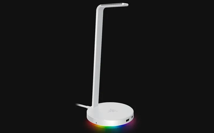 razer-stacja-bazowa-v2-chroma-kod-producenta-v2chroma-kolor-dominujacy-bialy