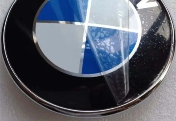 znaczek-emblemat-bmw-82mm-e32-e34-e36-e39-e46-e60-e90-e53-stan-nowy