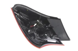 lampa-zespolonych-swiatel-tylnych-val044635