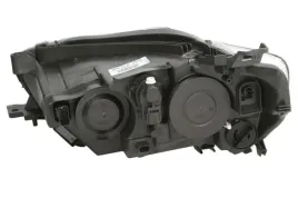 reflektor-swiatel-przednich-val045129