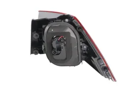 lampa-zespolonych-swiatel-tylnych-val045240