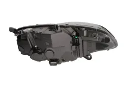 reflektor-swiatel-przednich-val046619