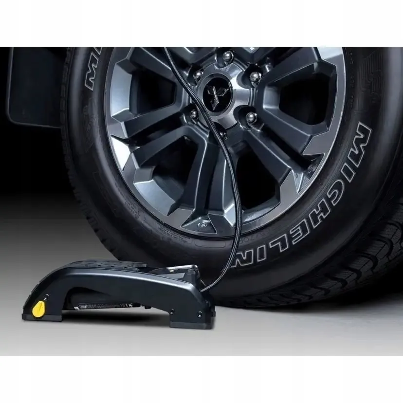 michelin-pompka-nozna-do-kol-samochodowa-rowerow-cyfrowy-manometr-stan-nowy