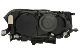 reflektor-swiatel-przednich-val450704