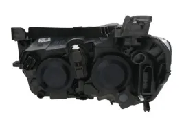 reflektor-swiatel-przednich-val450779