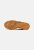 adidas-samba-xlg-cloud-white-37-1-3-cechy-dodatkowe-oddychajace