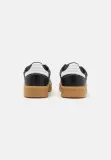 adidas-samba-xlg-core-black-38-zapiecie-inne