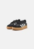 adidas-samba-xlg-core-black-40-wysokosc-brak-informacji