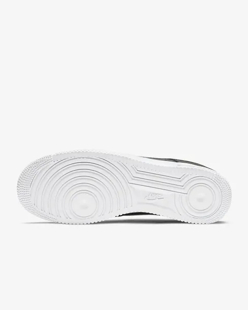 nike-air-force-1-07-44-cechy-dodatkowe-oddychajace