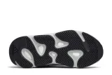 yeezy-boost-700-v2-salt-44-rozmiar-44