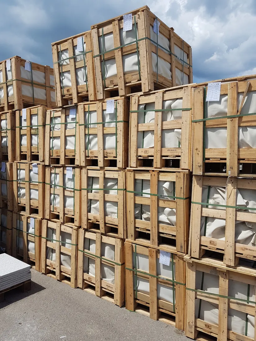 plytka-bazaltowa-plomieniowana-g690-bazalt-black-40x60x2-cm