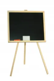 tablica-szkolna-dla-dzieci-z-kreda-i-gabka-produkt-polski