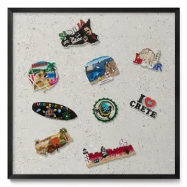 magnetyczna-tablica-na-sciane-na-magnesy-z-podrozy-jasny-kamien-gres-50x50
