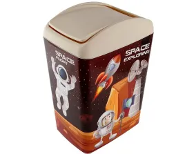 kosz-5l-kosmos-na-zabawki-smieci-do-pokoju-dziecka-z-klapka