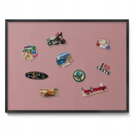 tablica-magnetyczna-na-magnesy-do-pokoju-dzieciecego-pastelowo-rozowa-80x60