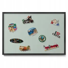 magnetyczna-tablica-do-przypinania-magnesow-z-wakacji-seledynowa-60x40