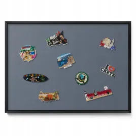 magnetyczna-tablica-do-przypinania-magnesow-z-podrozy-chlodna-szara-70x50