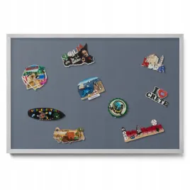 magnetyczna-tablica-do-przypinania-magnesow-z-wakacji-chlodna-szara-60x40