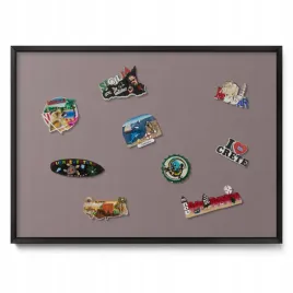 tablica-magnetyczna-do-prezentacji-magnesow-z-wakacji-jasno-brazowa-70x50
