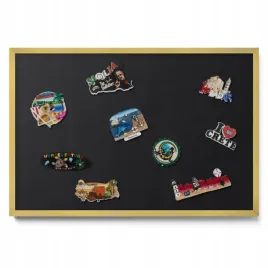 tablica-w-ramie-magnetyczna-na-sciane-na-magnesy-z-podrozy-czarna-60x40