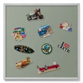 magnetyczna-tablica-do-przypinania-magnesow-z-podrozy-jasno-oliwkowa-50x50