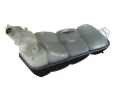 zbiorniczek-wyrownawczy-plynu-chlodzacego-400-892-top