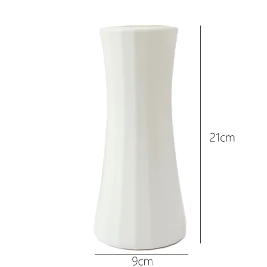 wazon-bialy-e87a-wysokosc-produktu-21-cm