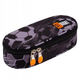 piornik-chlopiecy-szkolny-saszetka-z-klapka-classic-ball-wzor-z-pilka