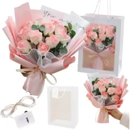 flower-box-elegancki-bukiet-roze-mydlane-w-torebce-led-na-prezent