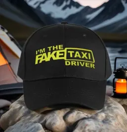 smieszna-czapka-z-daszkiem-i-m-the-fake-taxi-driver-prezent-dla-taksowkarza