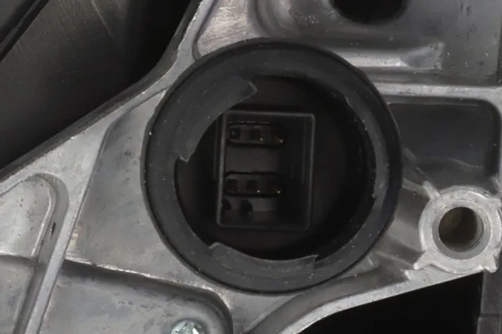 lusterko-zewnetrzne-l-do-bmw-1-e81-e87-1-e82-e88-1-e87-3-e90-e91-strona-zabudowy-lewa