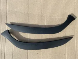 renault-clio-iv-12-listwy-pod-lampy