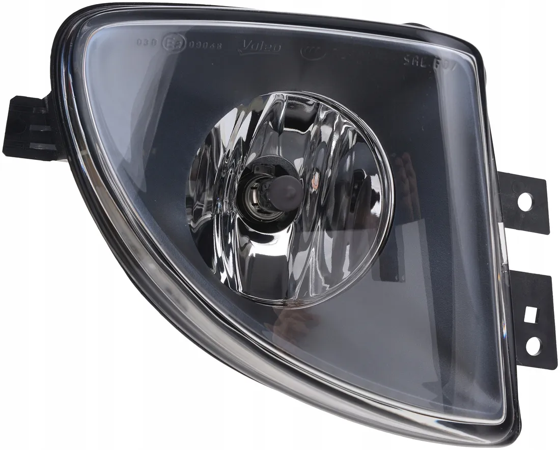 reflektor-przeciwmglowy-valeo-044368