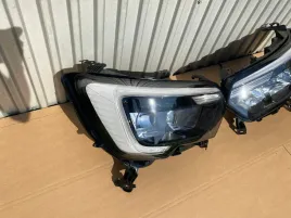 renault-master-iv-260105567r-lampa-reflektor-prawa