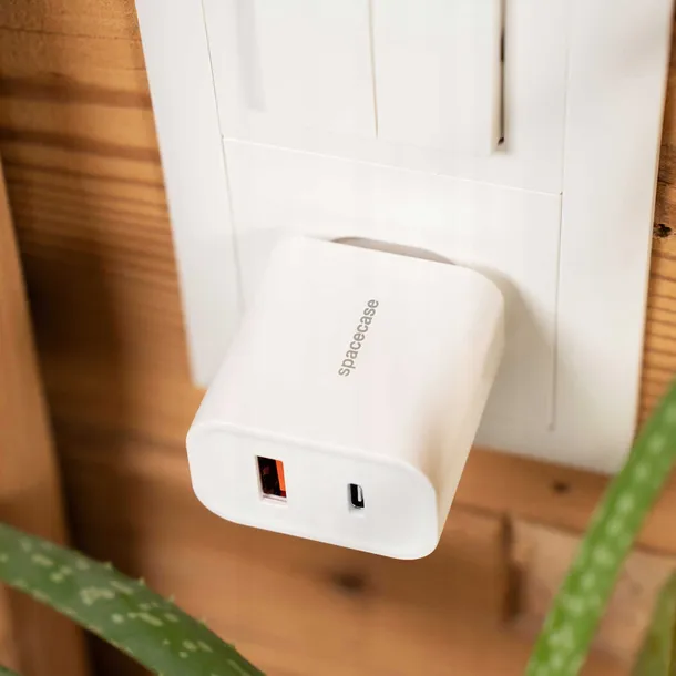 spacecase-powerset-charger-20w-with-usb-c-ps20w-12-marka-spacecase