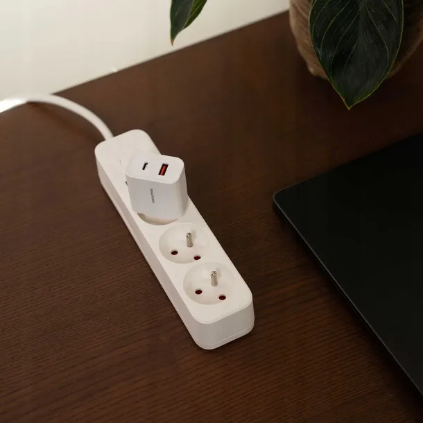 spacecase-powerset-charger-20w-with-lightning-ps20w-11-waga-z-opakowaniem-0-2-kg