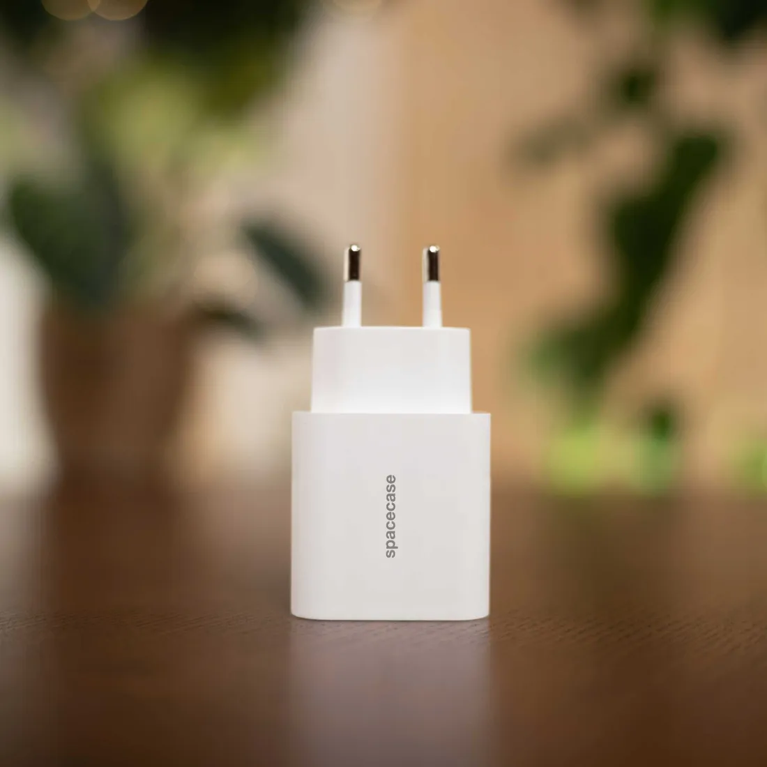 spacecase-powerset-charger-20w-with-lightning-ps20w-11