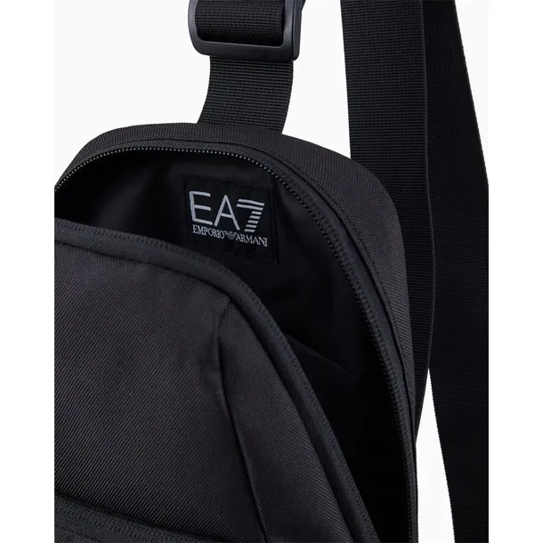 245087cc94026121-marka-armani