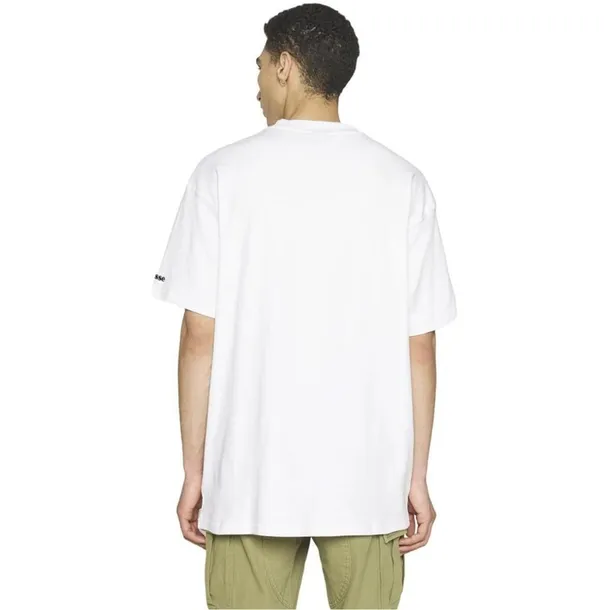 balatro-marka-ellesse