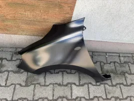 suzuki-swift-mk8-2017-blotnik-przedni-lewy-nowy