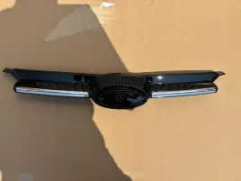 ford-focus-mk3-2010-grill-atrapa-kratka