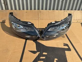 ford-focus-mk3-2010-lampa-przednia-lewa-prawa-reflektory-komplet