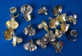 dzwoneczki-metalowe-zlote-i-srebrne-20szt-dalprint
