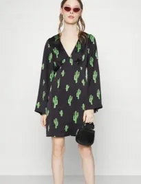 never-fully-dressed-damskie-sukienka-36