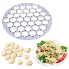 foremka-na-pierogi-pieroznica-forma-do-37-pierogow-uszek-ravioli-25-cm