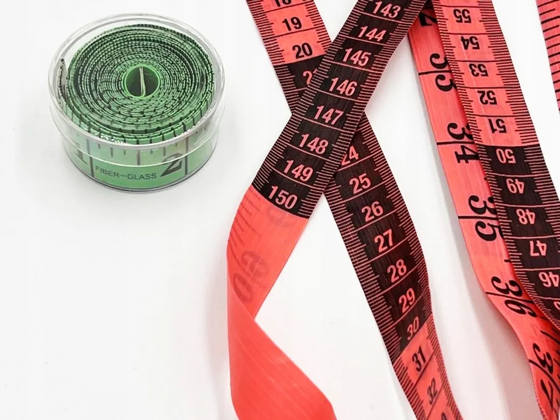 centymetr-krawiecki-dwustronny-stan-nowy