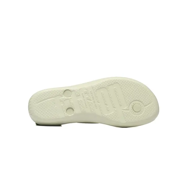 iqushion-kod-producenta-e54a32-marka-fitflop